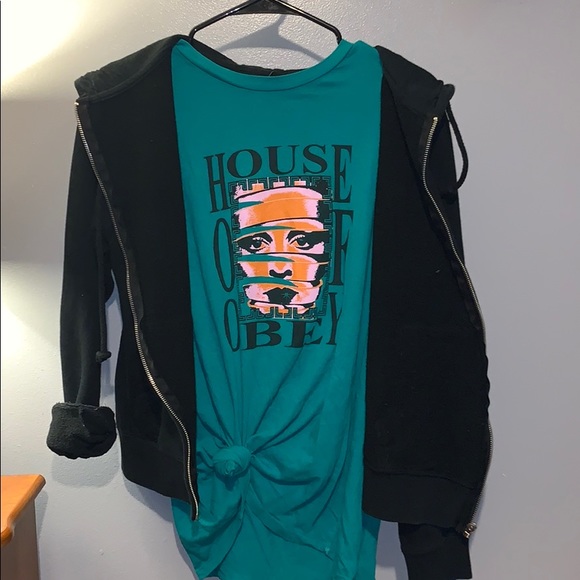 OBEY T-shirt & OBEY zip up jacket - Picture 2 of 4